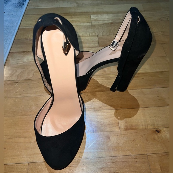 Platform Chunky High Heel Mary Jane Black Pumps - Picture 8 of 10